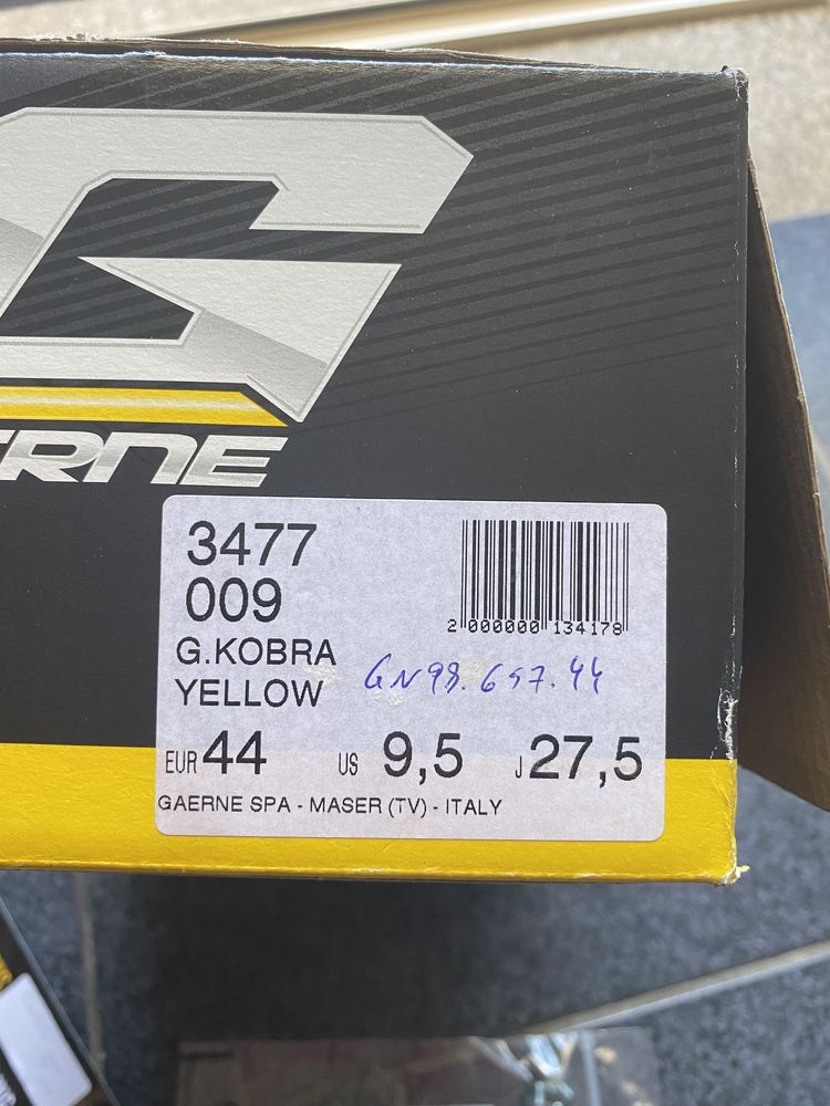 Sapatos garrne kobra yellow btt 44