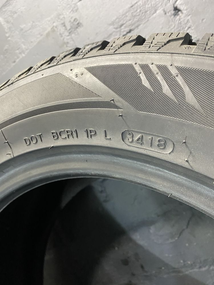 1шт 215/55 R16 Laufenn I Fit Ice LW71