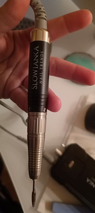 Frezarka do paznokci 80 W bezprzewodowa