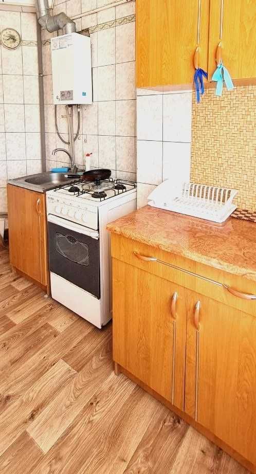 Продам 2кімн.квариру(сталінку) по пр. Героїв Харкова, 31