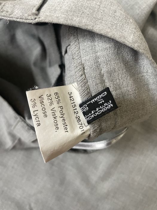 Сірі брюки з високою посадкою