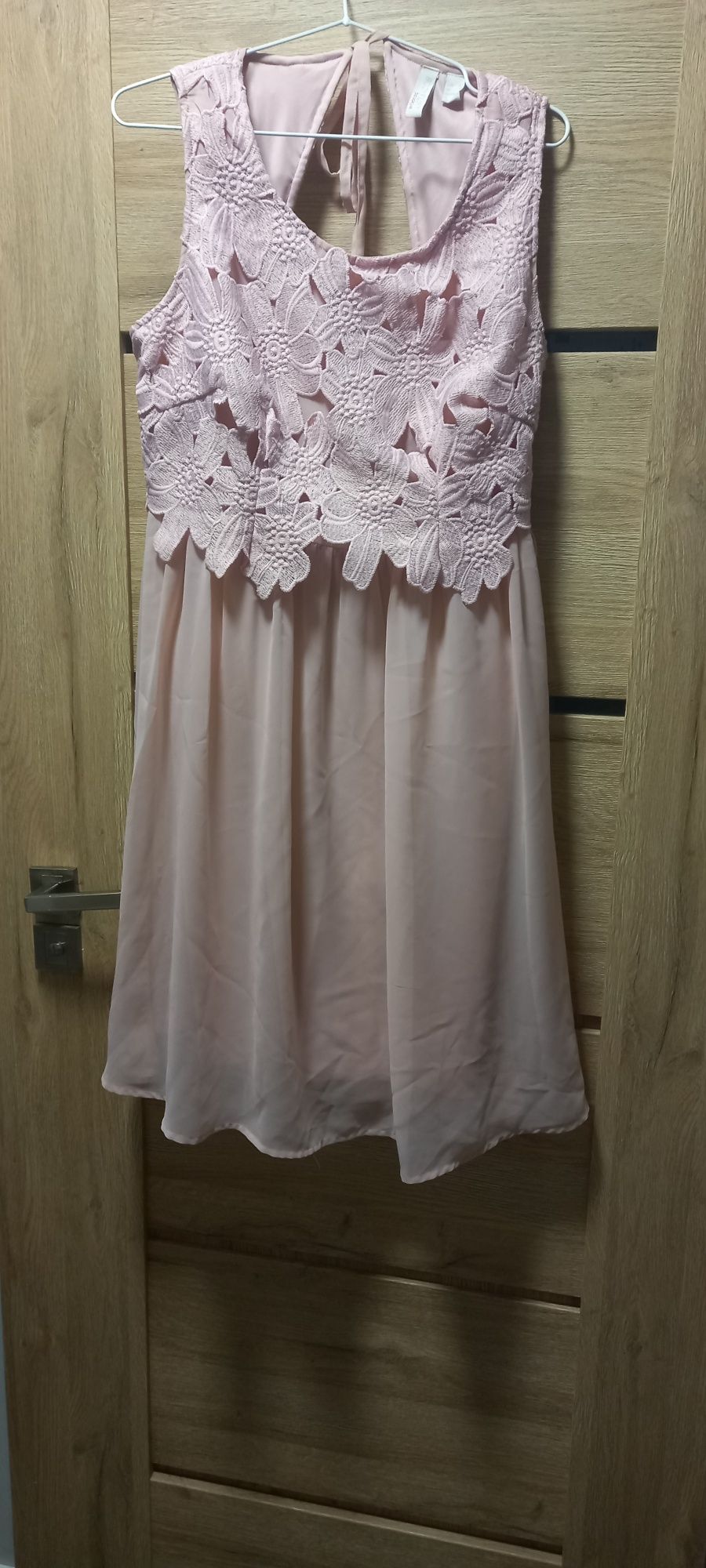 Sukienka na wesele,  chrzest,  inne imprezy rozmiar 42 Bodyflirt