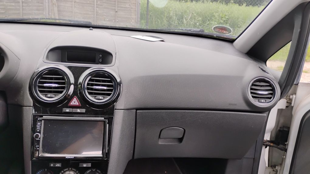 Kokpit , deska rozdzielcza opel corsa d