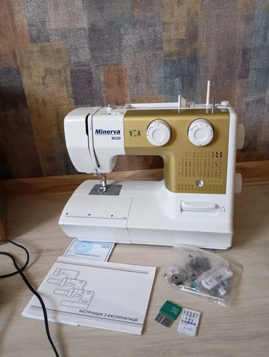 Швейная машинка Minerva M320