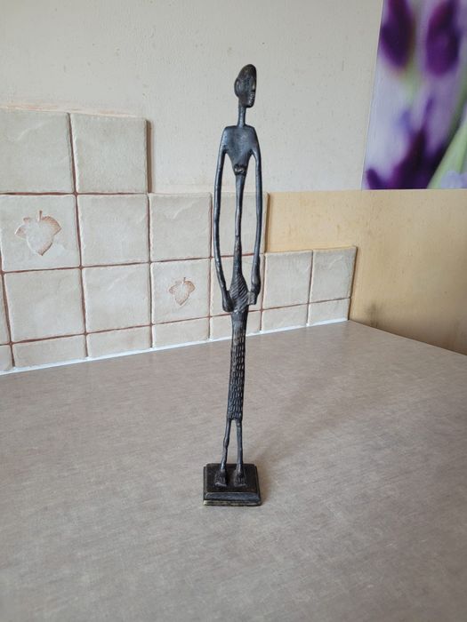 Figurka z brązy Vintage