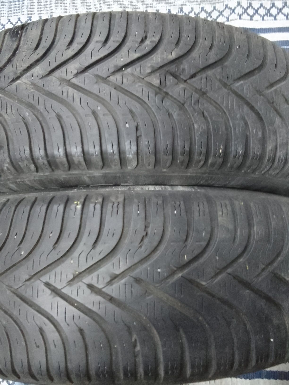 2 Opony zimowe 175/65r15 BFGOODRICH