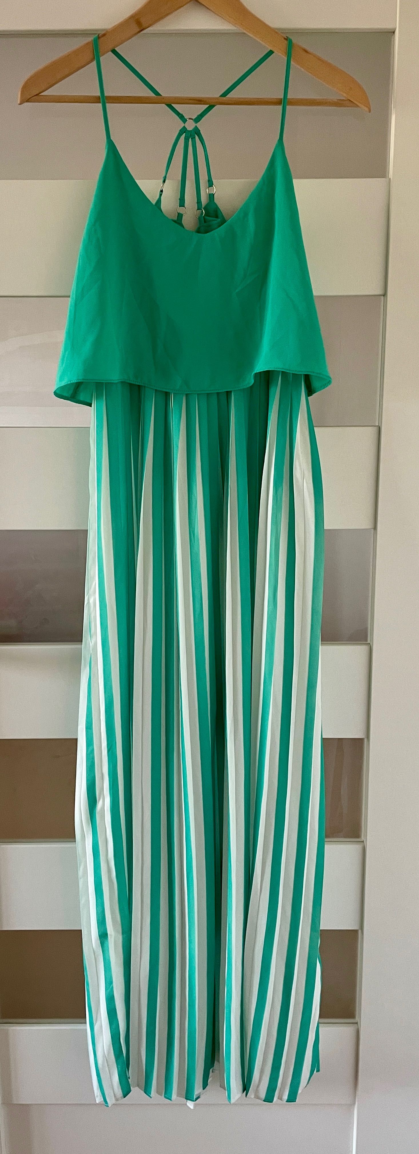 Sukienka letnia Feme Stage Eva Minge r. 34/XS