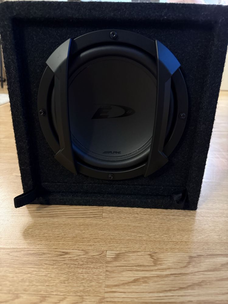Subwoofer ALPINE SWE-815+pilot