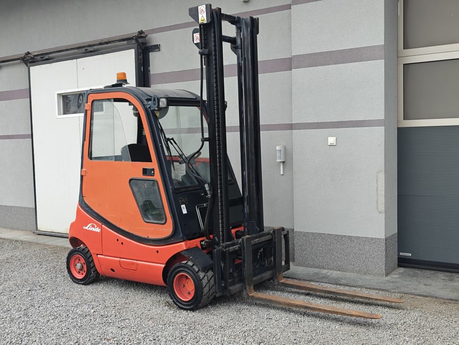 Wózek widłowy Linde H20T-03 Lpg 2T Kabina Podnosi na 4.2m 2004r