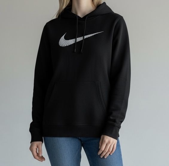 czarna bluza nike