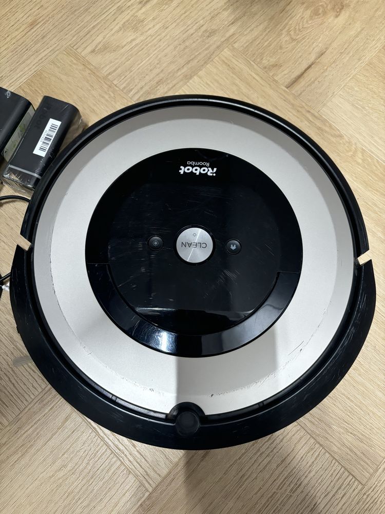 Robot irobot roomba e6