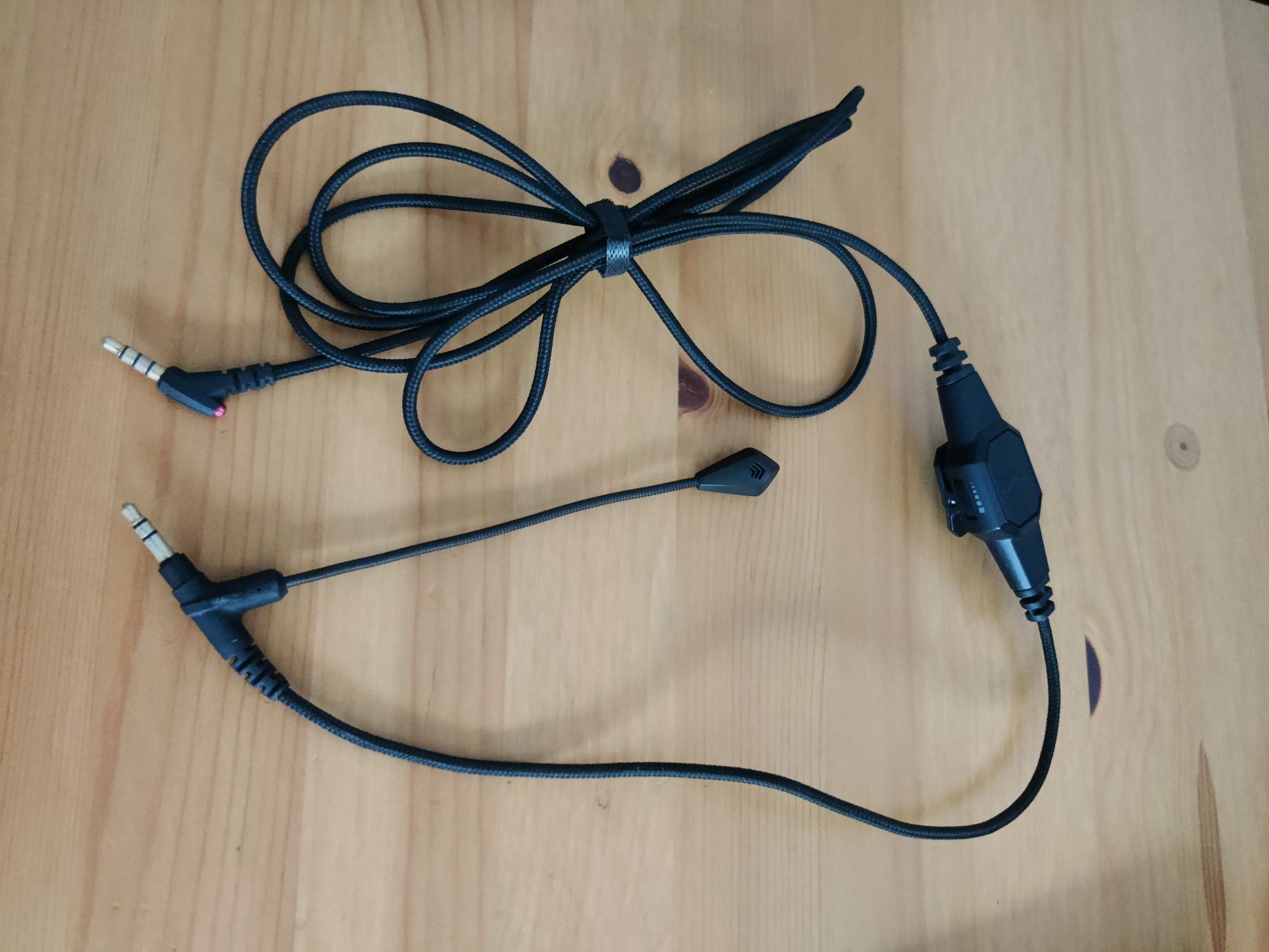 V-Moda BoomPro Mic