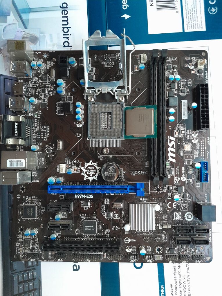 Материнська плата MSI H97М-Е35