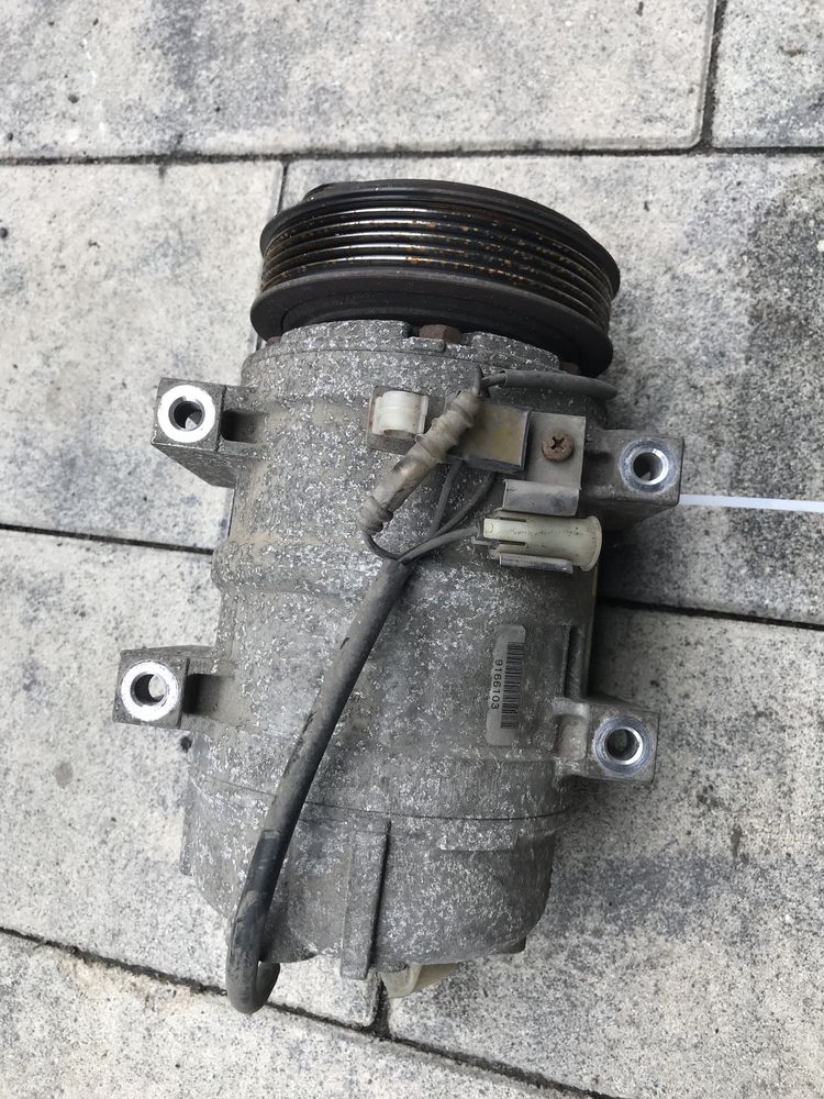Kompresor Klimatyzacji Sprężarka Klimy Volvo S80 2.4 Benzyna rok 2002