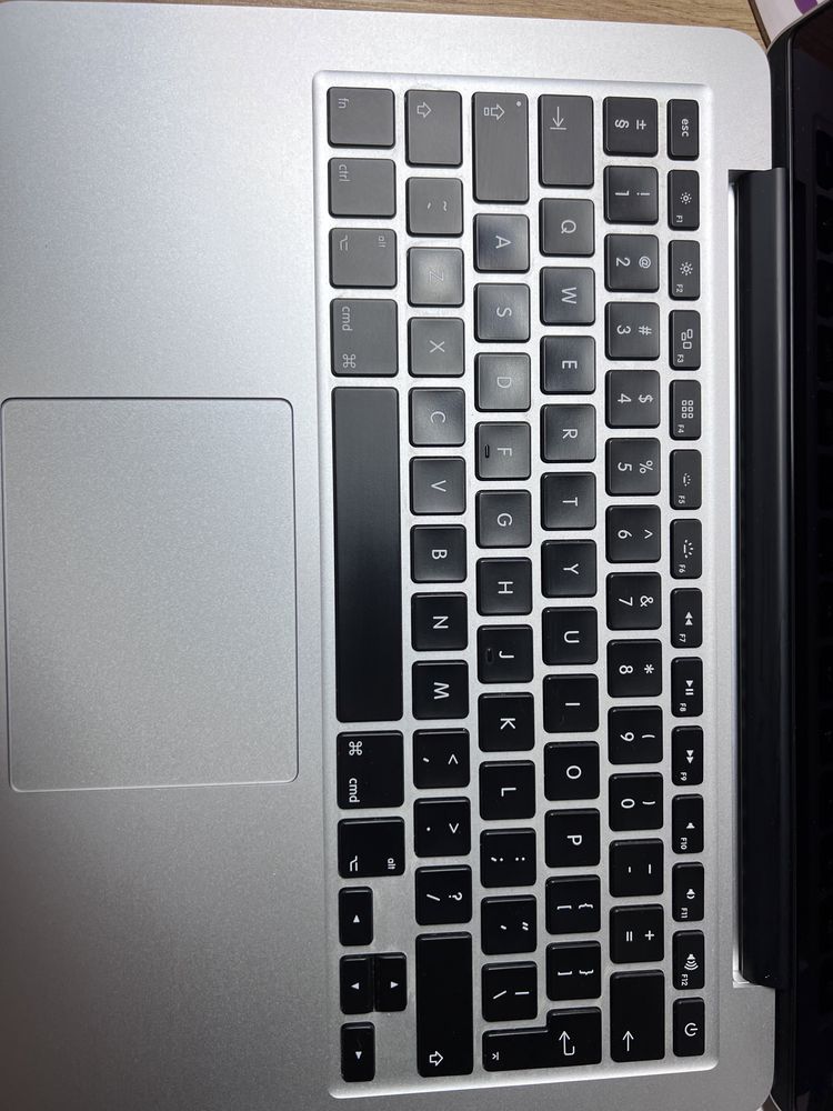 Apple MacBook Pro 13.3'' Retina (MF839ZE/A)