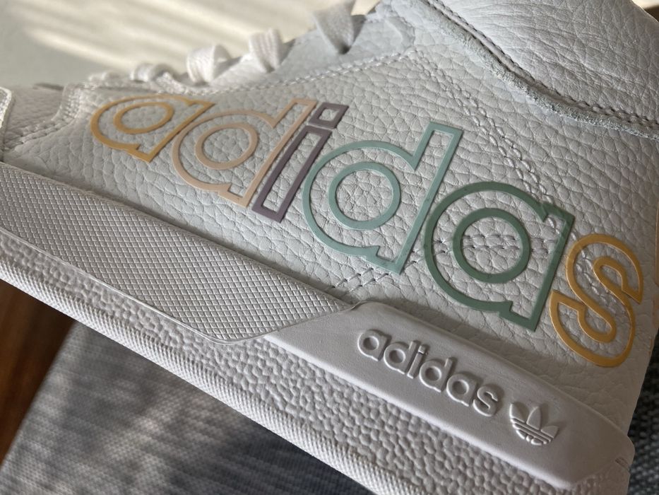 Кросівки Adidas FV4878