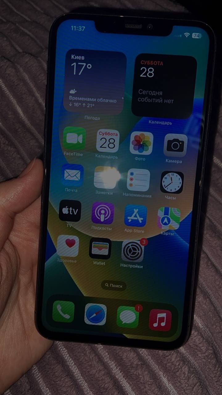 Продам iPhone 11 Pro Max 64g