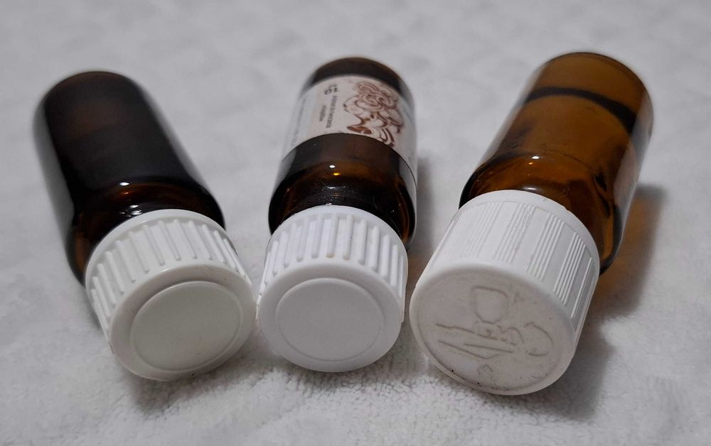 Szklane buteleczki po olejkach itp. 10ml, mix, 3szt. (Kreatywne, Szkło