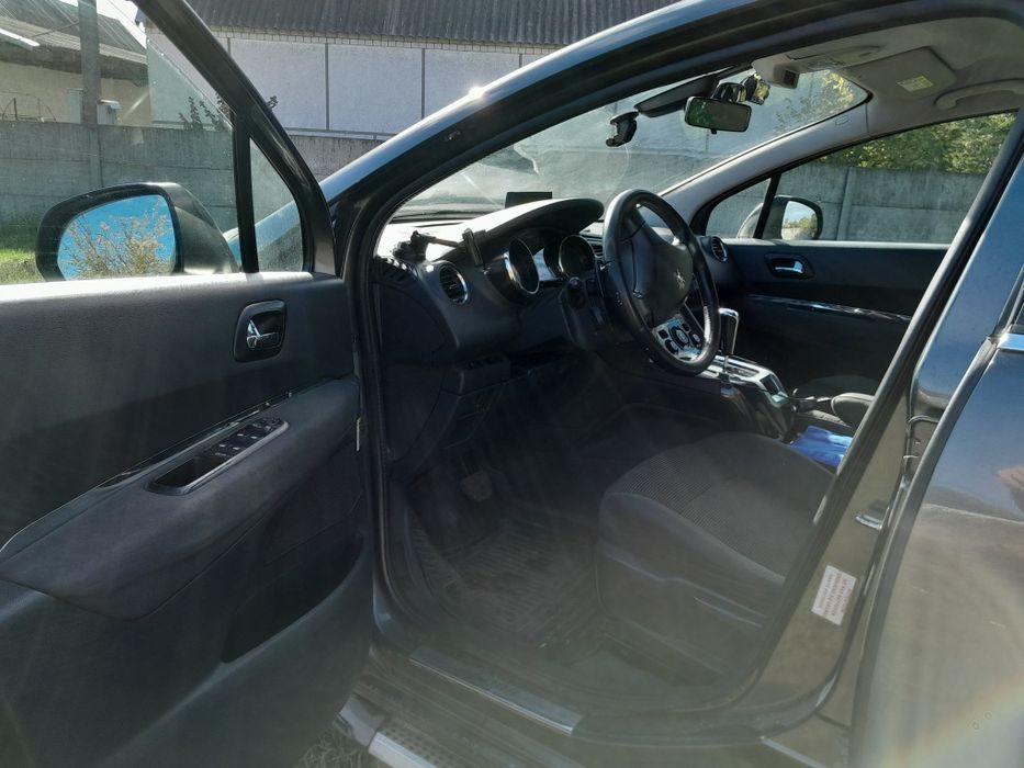 Peugeot 5008 1.6 hdi