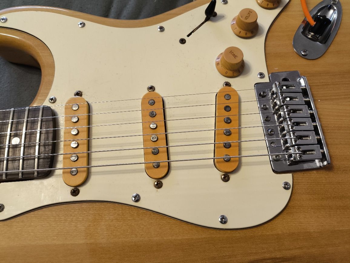 Gitarka elektryczna strat składak jesion