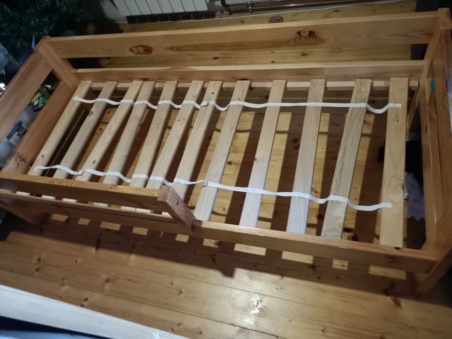 Łóżko dziecięce z szuflada