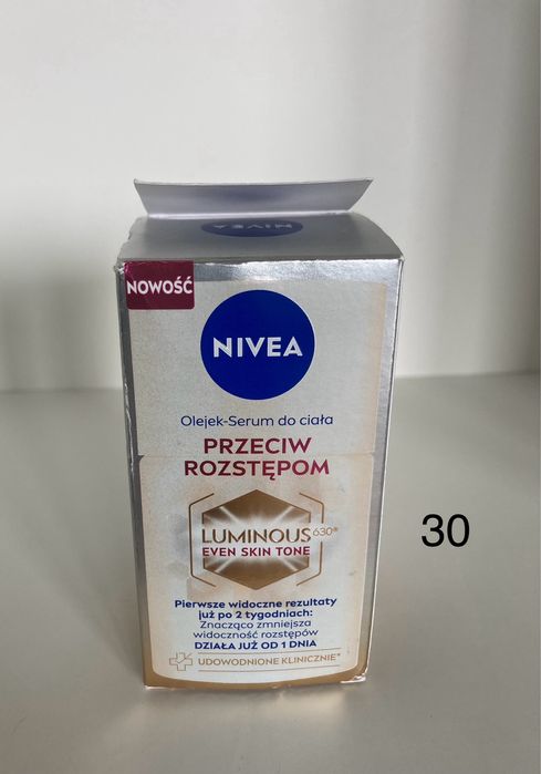 Olejek przeciw rozstępom