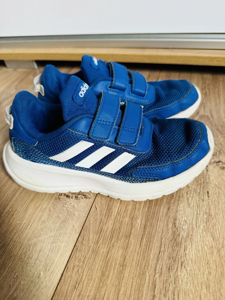Buty Adidas Tensaur niebieskie 32 rzepy chłopięce