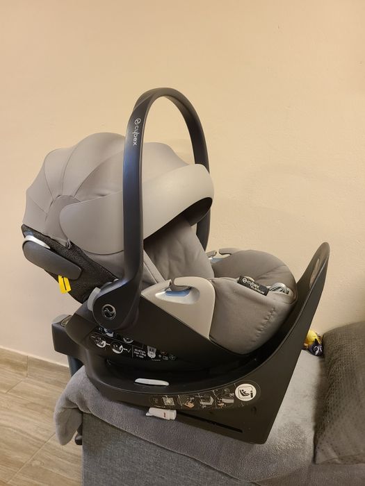 Nosidełko Cybex Cloud Z z bazą obrotową i folią przeciwdeszczową