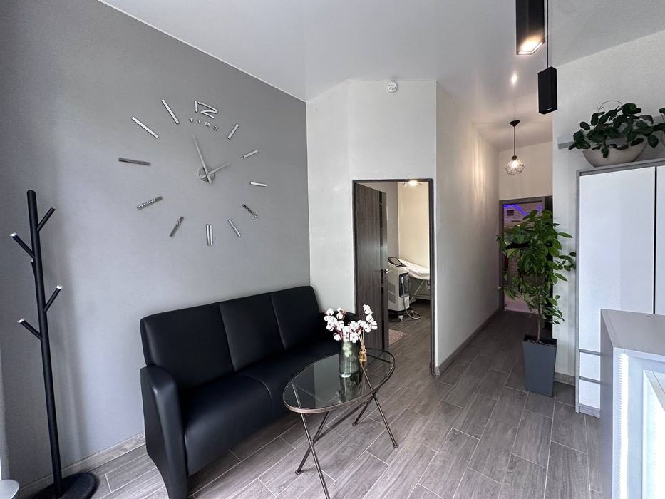 Оренда кімнати під масажний кабінет 22м2,Демнянська,р-н Хуторівка