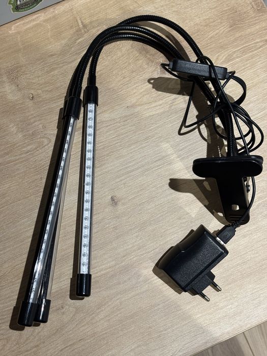 Lampa do kwiatów i roślin na USB z zasilaczem 3 źródła światła
