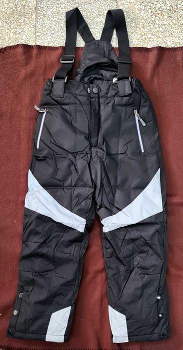 Spodnie nieprzemakalne, narciarskie 10 lat czarne na sanki