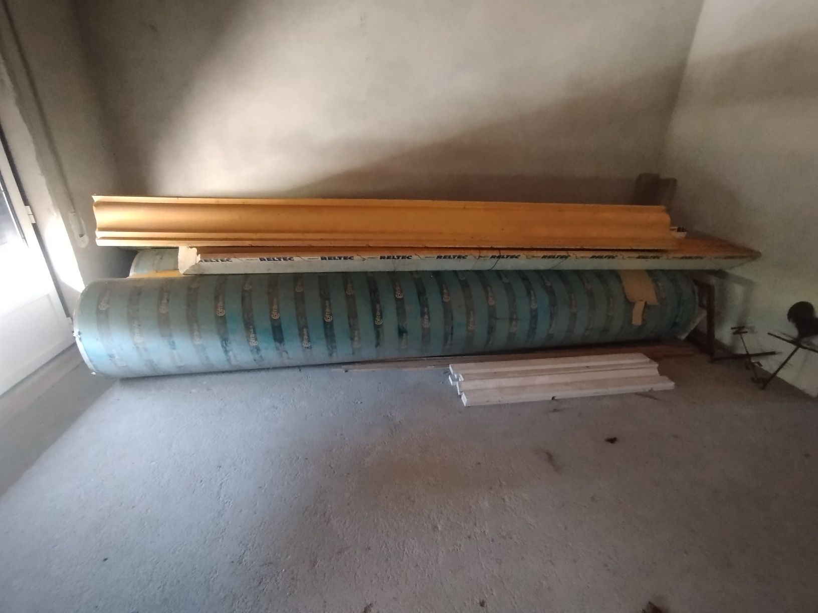 Vendo tubos redondos de cofragem para pilares