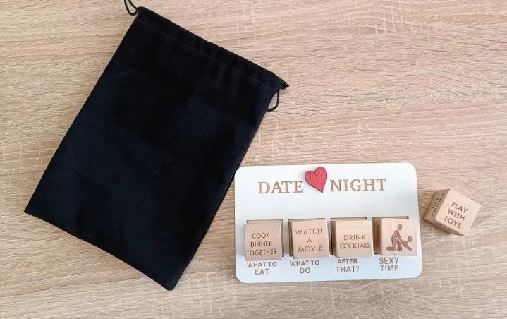 Jogo dados para casal (portes incluídos)