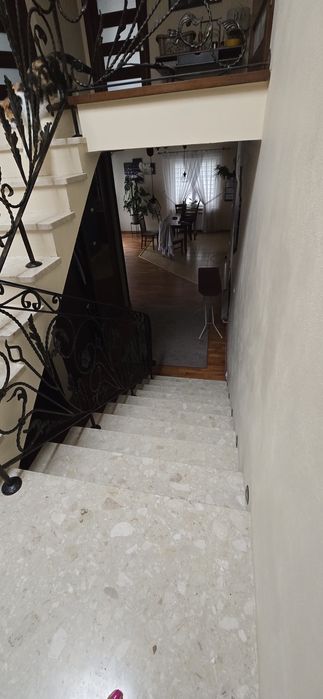 Dom na sprzedaż o pow.190m2