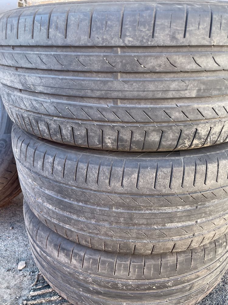 Літня гума для машини Continental 235/55 R 19 V XL 19 року