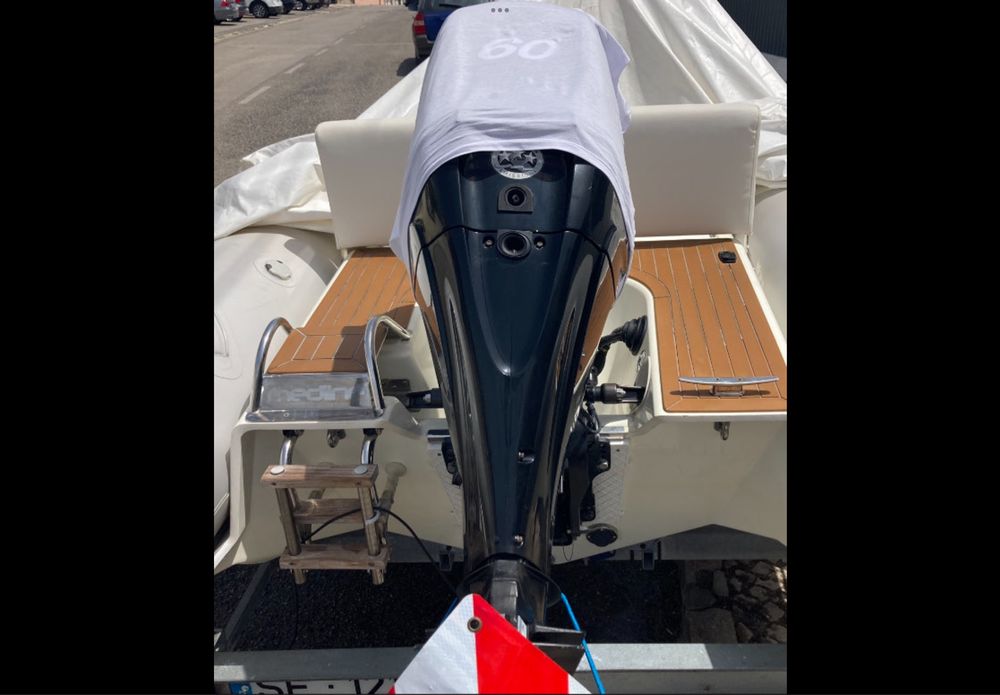 Barco Semi rígido Zodiac Medline 500 R0042
