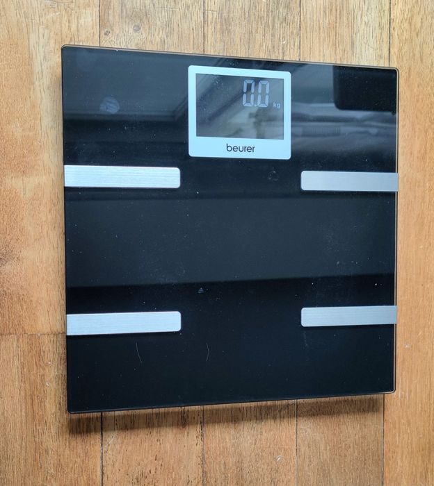 Waga łazienkowa Beurer BF700 z bluetooth, aplikacją, analizą