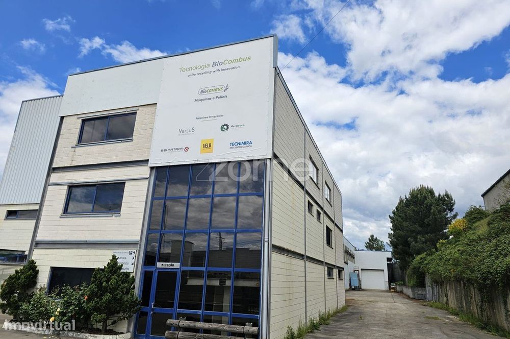 Pavilhão Industrial/Comercial ,Zona Industrial de Constantim,Vila R...