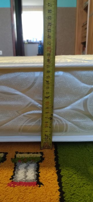 Матрац до ліжка.