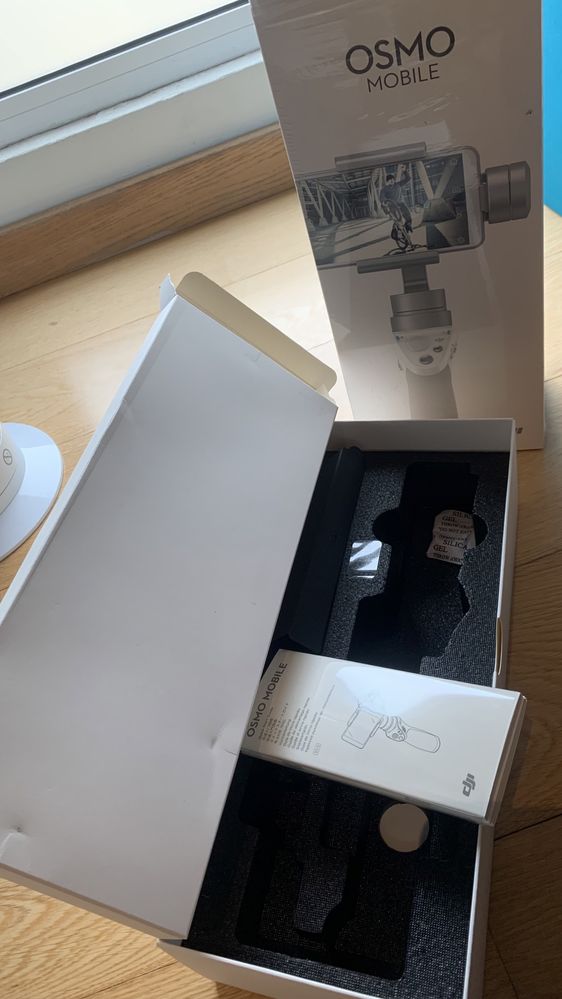 DJI Osmo Mobile - Caixa