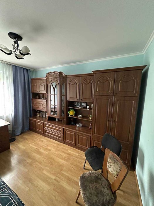 Продається 3-кімнатна квартира по вул. Івана-Павла ІІ, район каскад