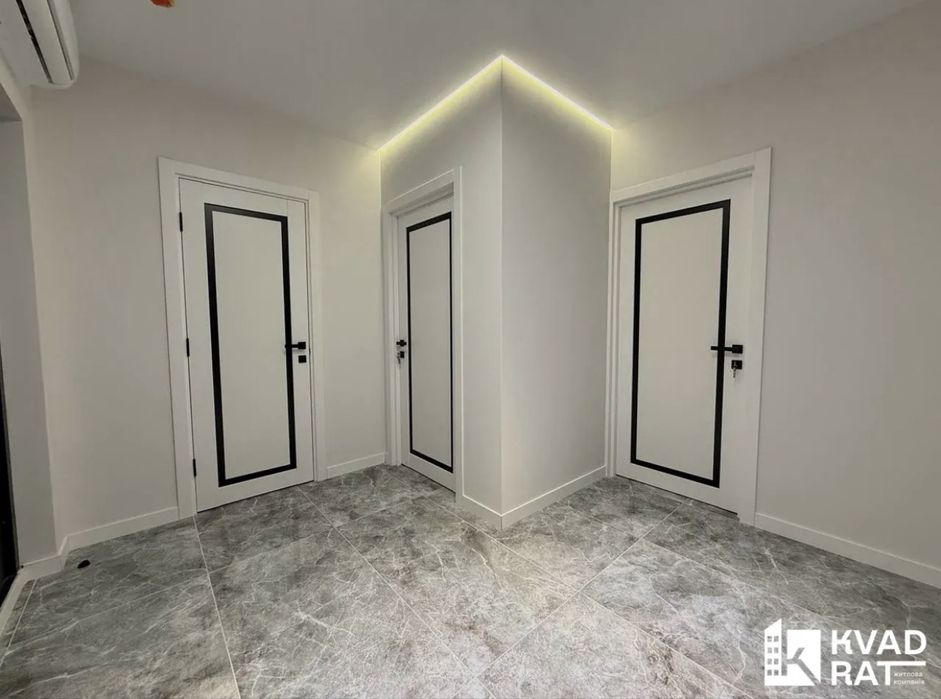 Двокімнатна квартира з ремонтом в ЖК Manhattan біля озера! 5 поверх