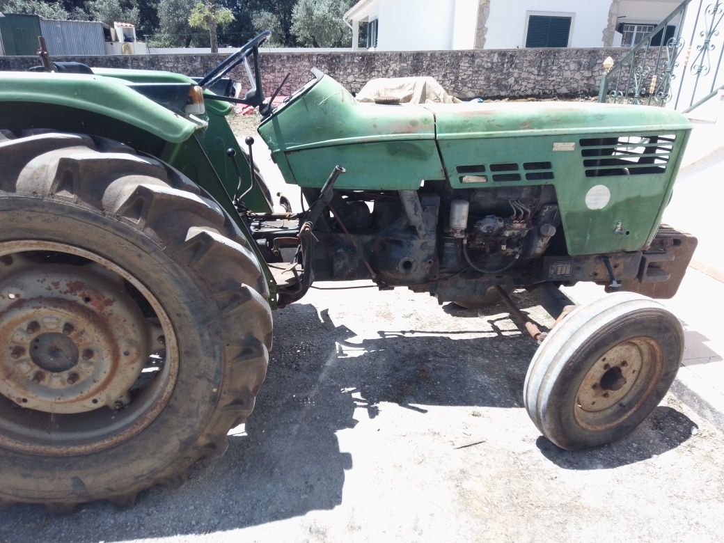 Trator deuts d5206