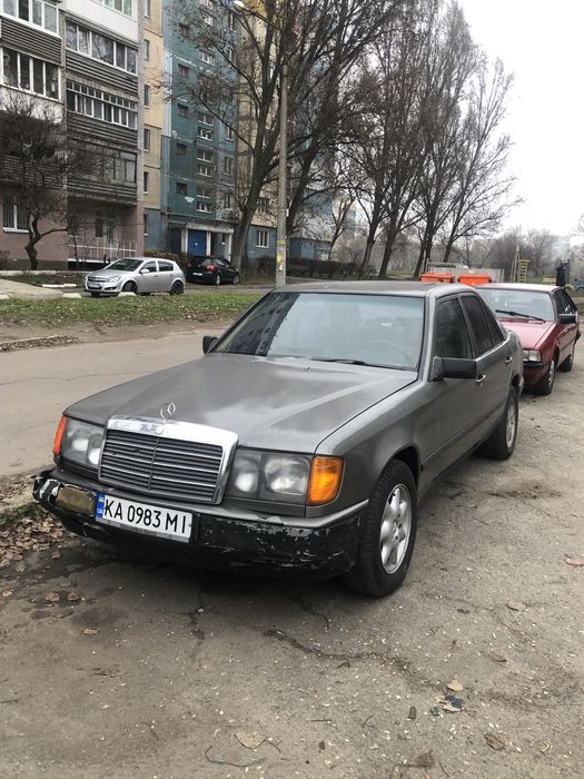 Продам Mercedes Benz w124 2.3