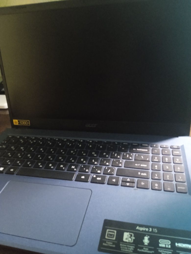 Продам ноутбук Acer aspire 3 A315