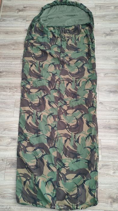 Wojskowy pokrowiec na śpiwór bivy bag armii brytyjskiej DPM magazynowy