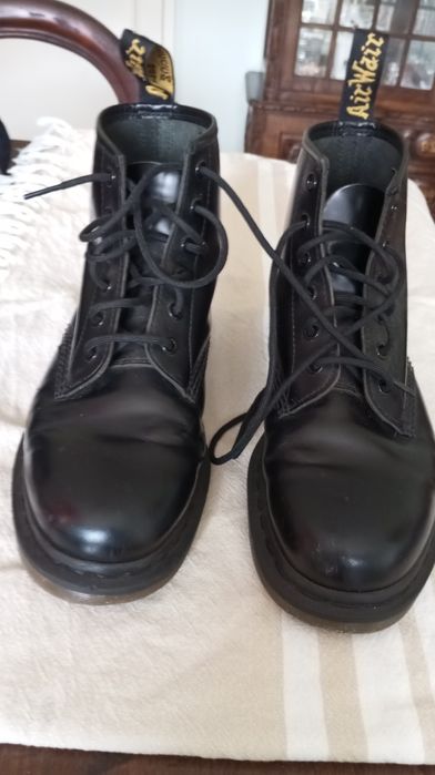 Botas doc Martens pouco usadas , tamanho 42