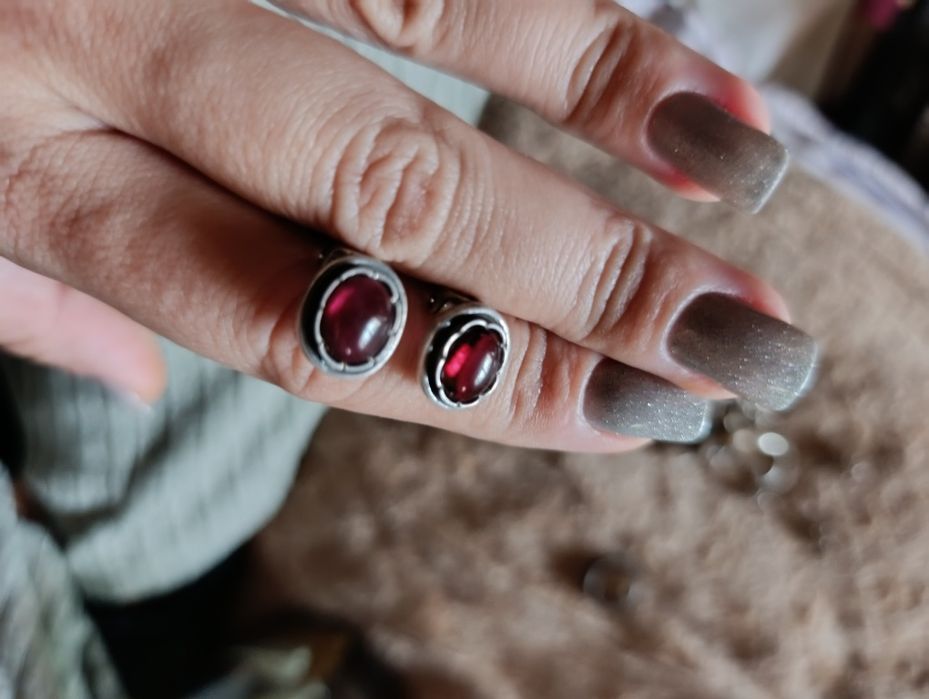 Срібні вінтажні вироби кліпси каблучки сережки