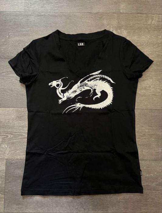 тишка LGB с чуть открытой горловиной, S размер, очень редкая и стильна