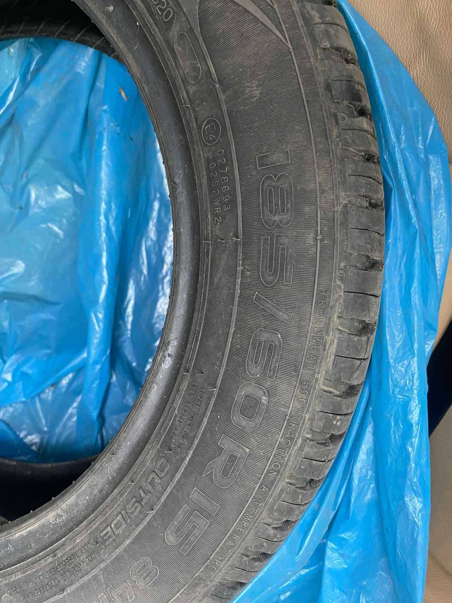 Opony letnie NOKIAN 185/60/15 jak nowe 4szt